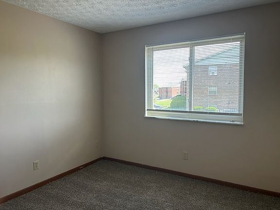 5th image of 750 Gordon Smith Blvd APT 20