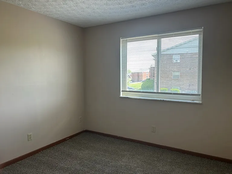 750 Gordon Smith Blvd #20 — Photo 5