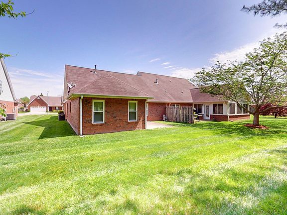 3rd image of 1720 Keeneland Ct