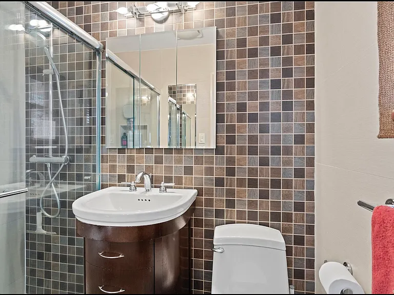 29 Birchwood Park Dr — Photo 9