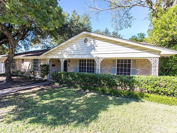 Shaded front porch to enjoy your new neighborhood