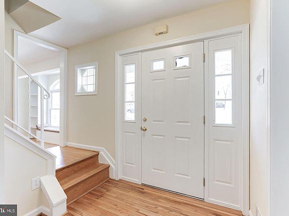 4th image of 4216 Braeburn Dr