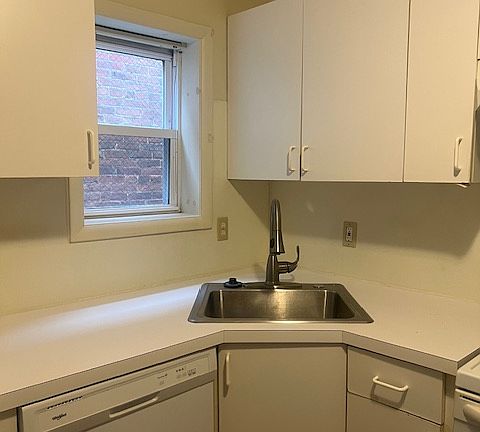 4th image of 120 W Main St #6