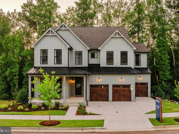 1000 Bluebird Ln, Perkasie, PA 18944