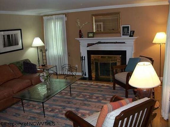 5th image of 644 Killarney Dr