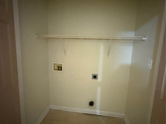 5th image of 2501 Danielle Ln #3