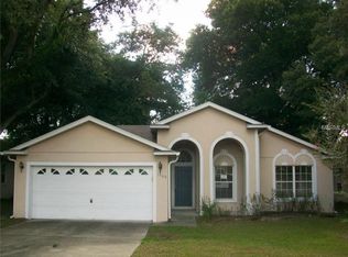 1560 Woodstone Dr, Apopka, FL 32703