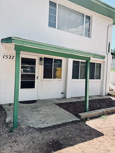 Front Entry - Ground Level Unit