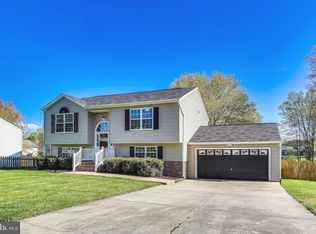7404 Danalu Ct, Fredericksburg, VA 22407