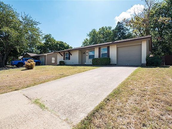 2nd image of 310 Linkwood Dr