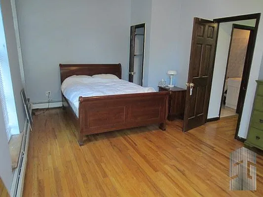 Rented by Skyline Group Real Estate | media 13