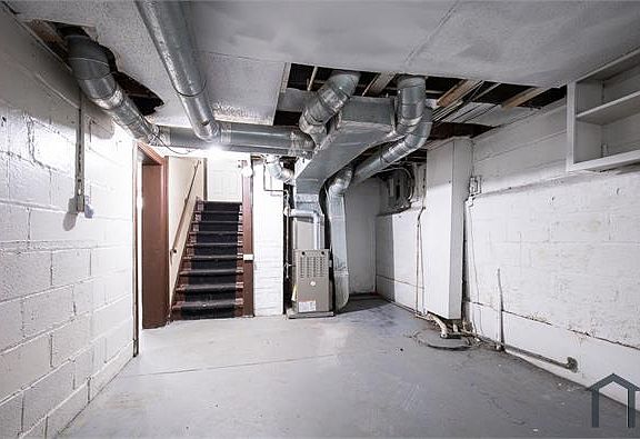 5th image of 5120 Clement Ave
