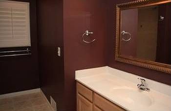 4th image of 2304 Bernadine Dr