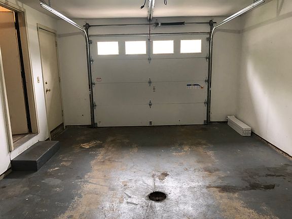 2nd image of 476 College Ave #3B-1BA