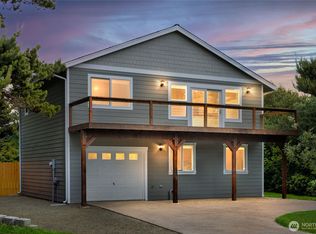 356 N Wynoochee Dr SW, Ocean Shores, WA 98569
