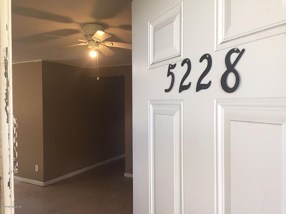 1st image of 5228 Lexington Ave