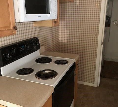 4th image of 8785 NW 40th Cir