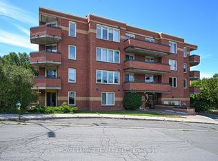 800 McKellar Ave #403, Ottawa, ON K2A2X5