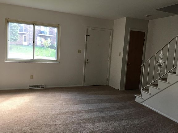 2nd image of 629 Edwards Ave #641625