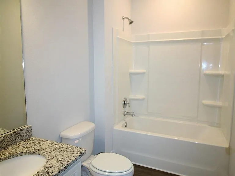 8006 Burnside Loop — Photo 18