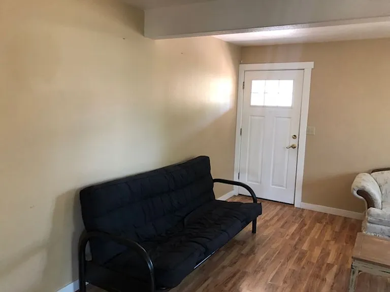 704 Indiana St — Photo 25