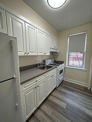 2nd image of 8914 20th Ave #5F