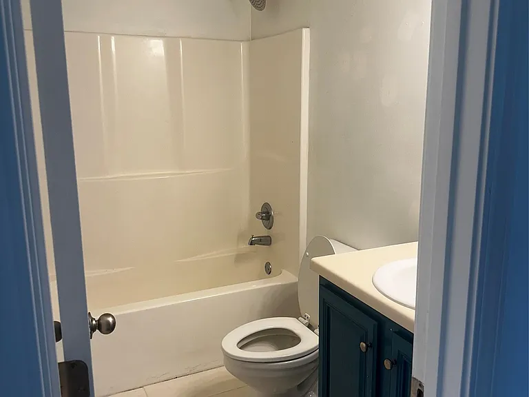 90 Stoneridge Dr — Photo 11