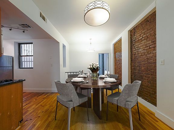 3rd image of 1208 Pacific St APT 1H