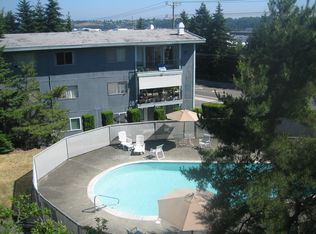 10459 Des Moines Memorial Dr APT 302, Seattle, WA 98168