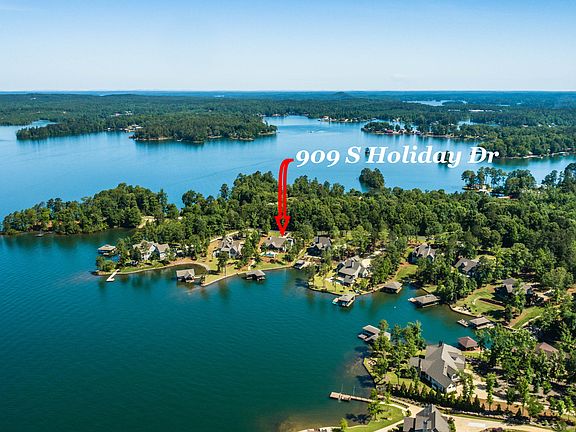 5th image of 909 S Holiday Dr
