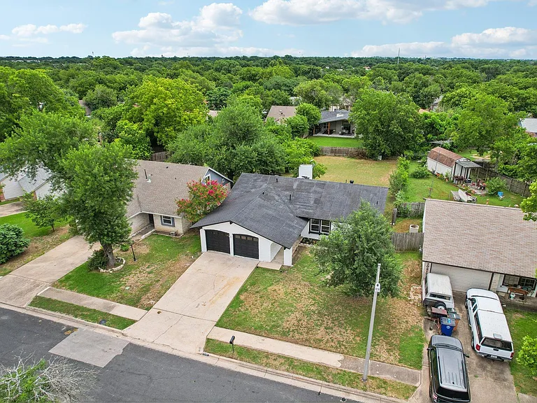 10219 W Rutland Vlg — Photo 32