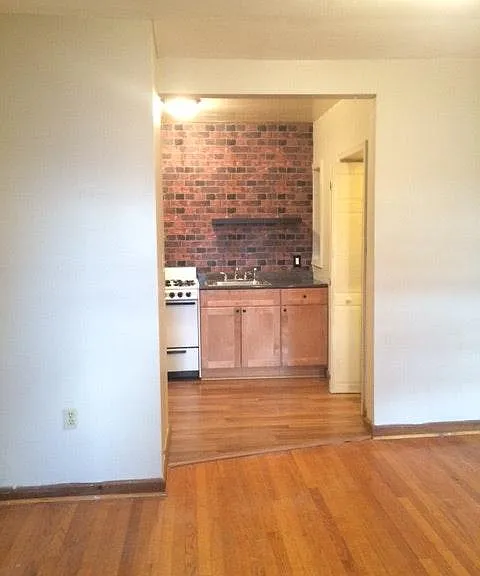 364 Hamilton St #4 — Photo 6
