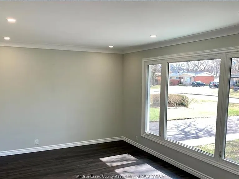 1568 Villa Maria Blvd N #MAIN — Photo 7