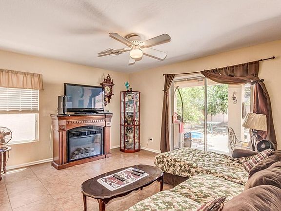 3rd image of 11825 W Lupine Ave