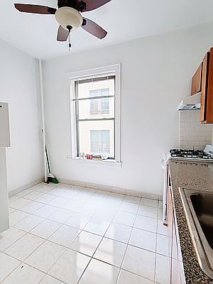 3rd image of 29-06 Crescent St #7B