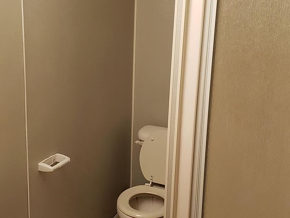 3rd image of 117 Ontario St APT 3