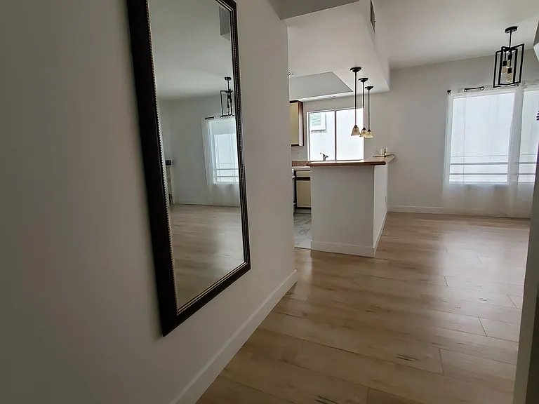 1546 Amherst Ave #302 — Photo 15