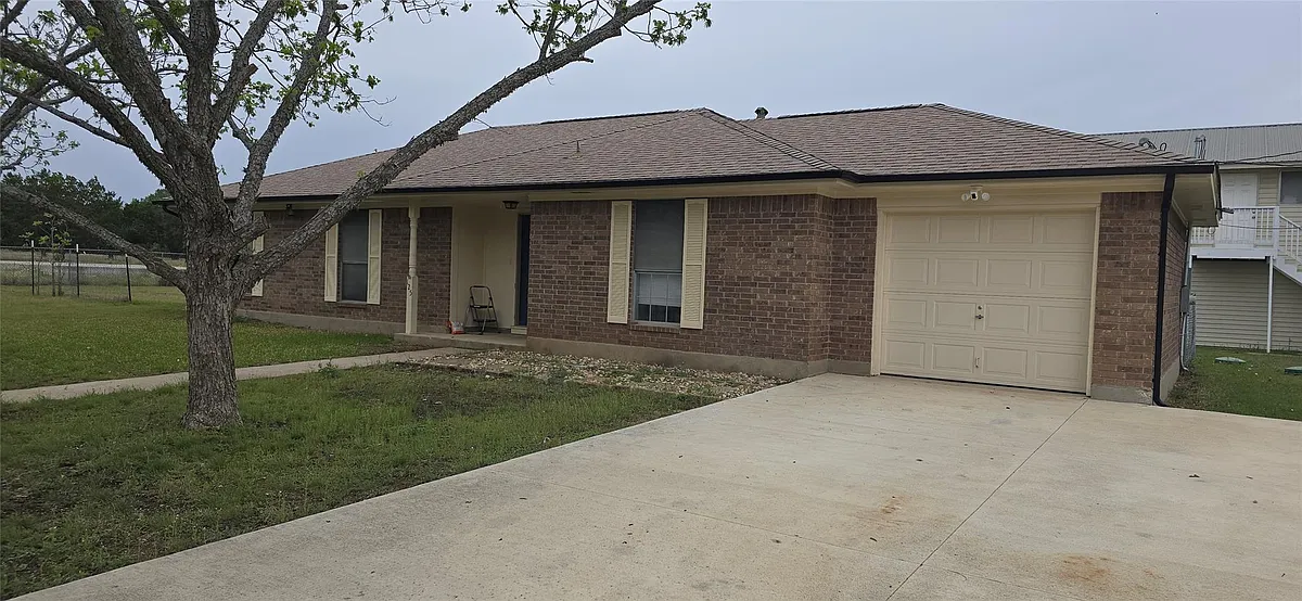 Building Photo - 125 Kelly Ln
