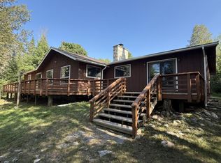 34972 S Fairbank Point Rd, Drummond Island, MI 49726