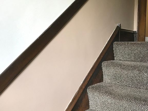 4th image of 5649 N Artesian Ave