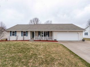 3075 Olde Hickory Trl, Green Bay, WI 54313