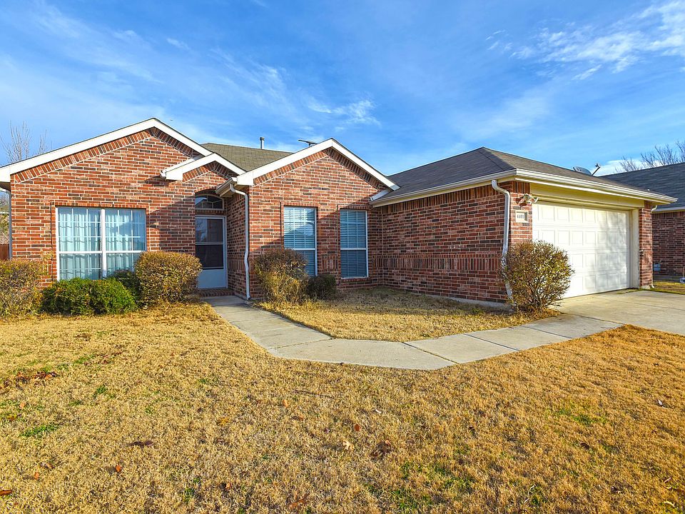 1st image of 4401 Grassy Glen Dr