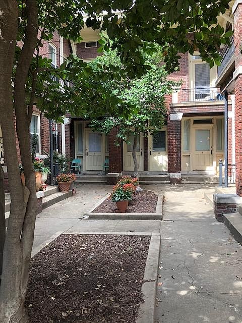 1st image of 500 E 6th St APT 3