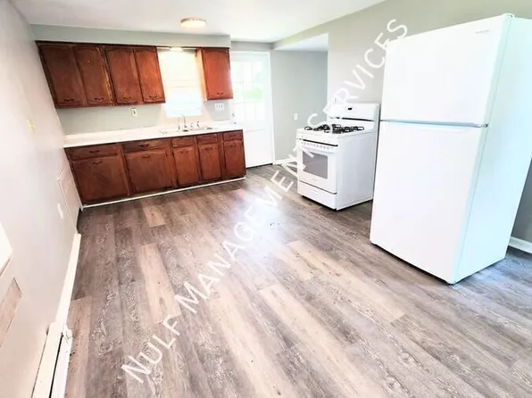 127 Constitution Cir, Clairton, PA 15025