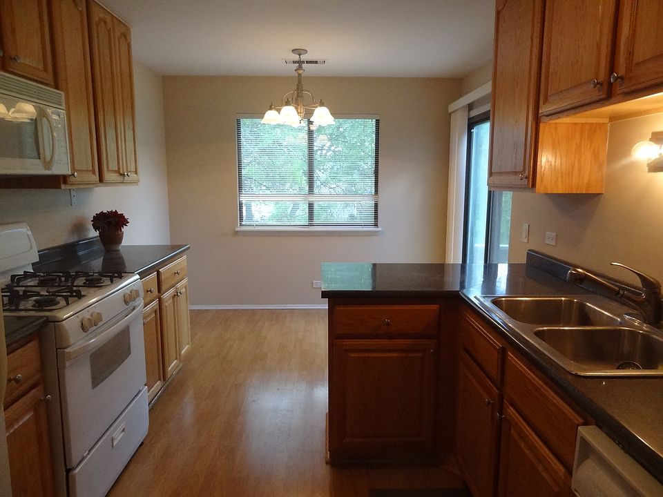 1st image of 275 Stonehill Ln Unit D2