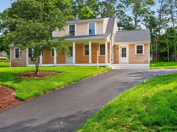 94 Liam Lane, Centerville, MA 02632