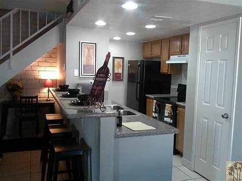 4th image of 72616 Edgehill Dr Unit 2