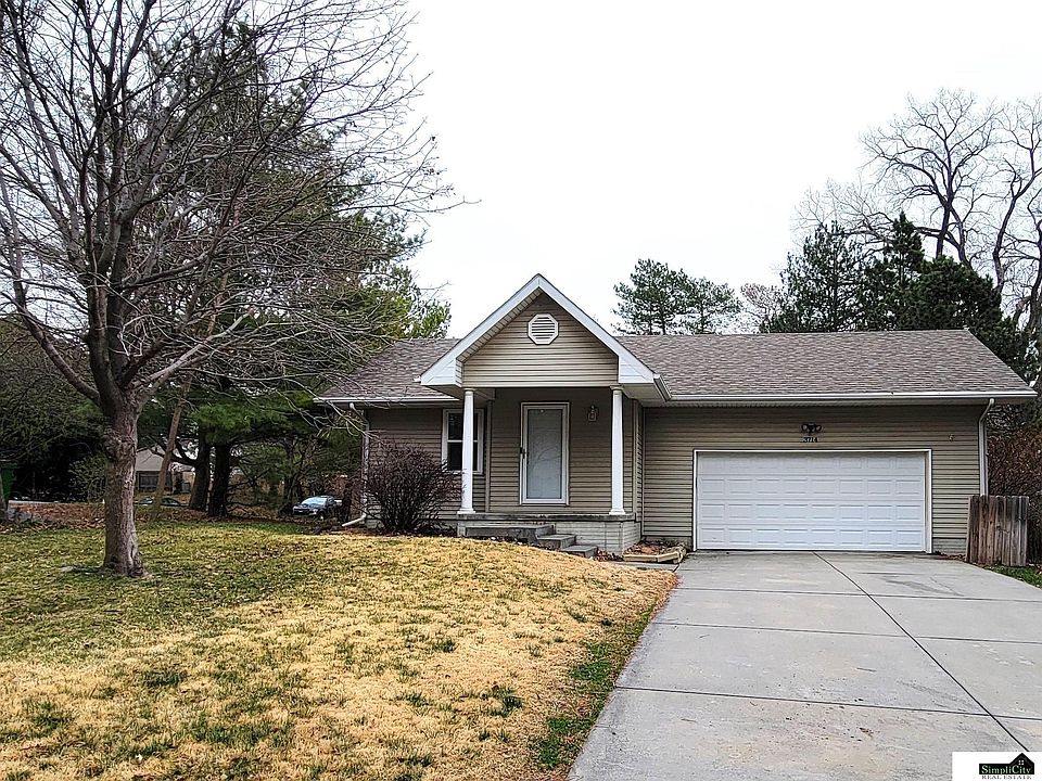 1st image of 3714 Loveland Dr