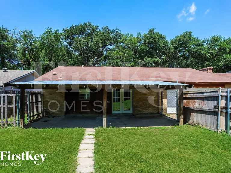 6418 Briar Knoll Dr — Photo 15