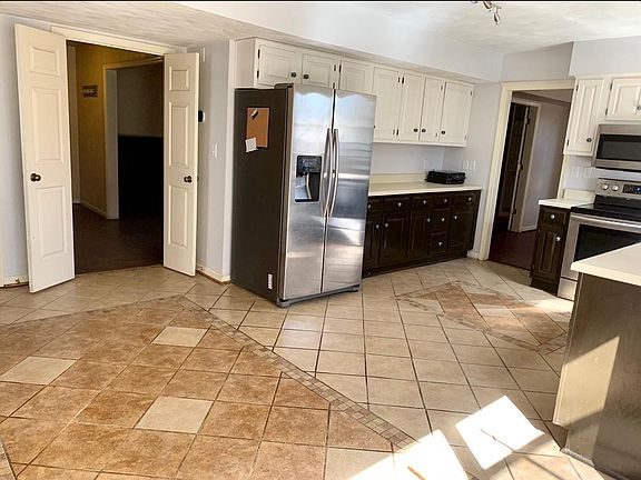 4th image of 6282 Wayburn Dr